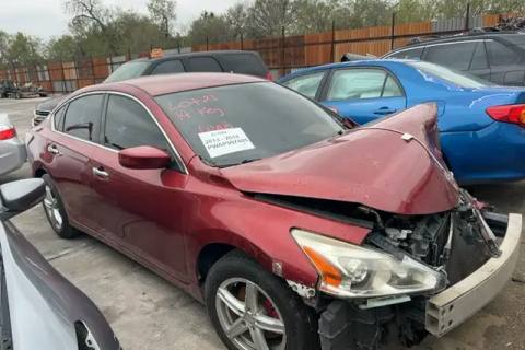 Photo of 2014 Nissan Altima