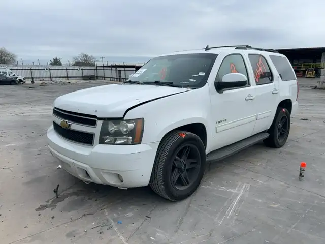 Photo of 2012 Chevrolet Tahoe