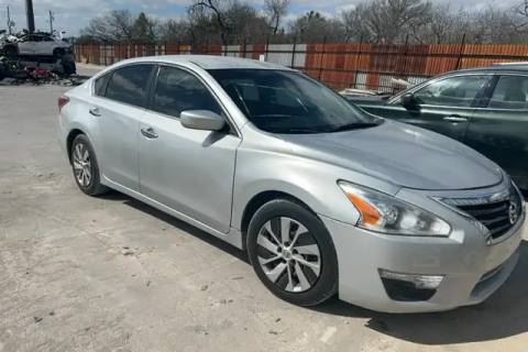 Photo of 2013 Nissan Altima