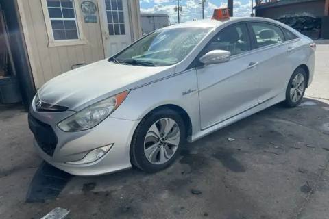 Photo of 2013 Hyundai Sonata