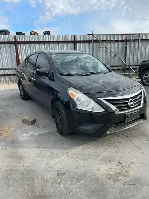 Photo of 2015 Nissan Versa