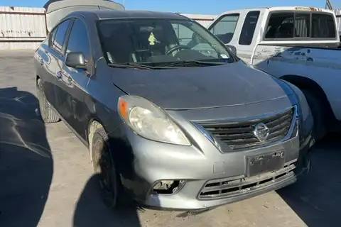 Photo of 2012 Nissan Versa