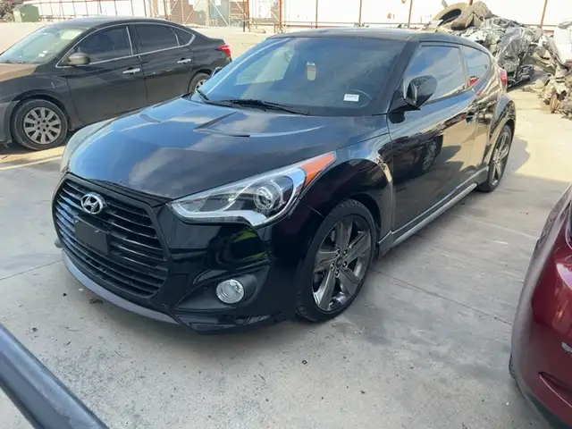 Photo of 2015 Hyundai Veloster