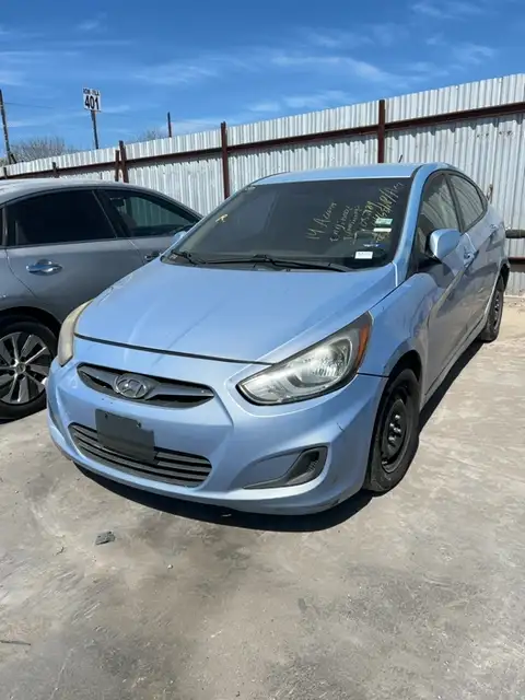 Photo of 2014 Hyundai Accent