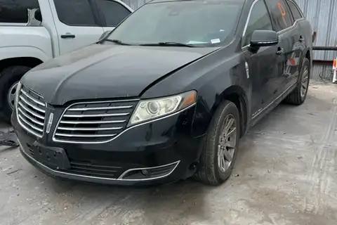 Photo of 2017 Lincoln Mkt