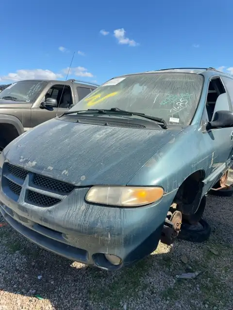 Photo of 2000 Dodge Grand Caravan