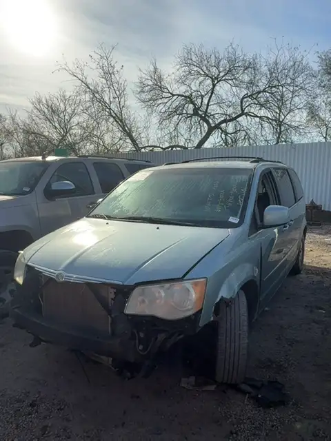 Photo of 2009 Chrysler Town & Country