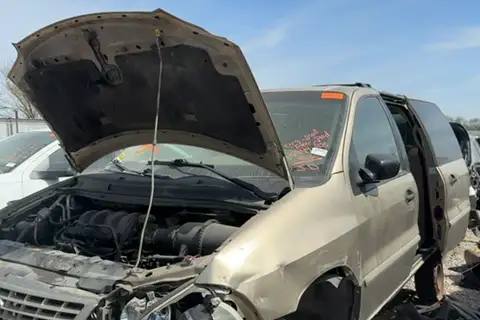 Photo of 2001 Ford Windstar