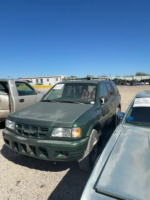 Photo of 2001 Isuzu Rodeo