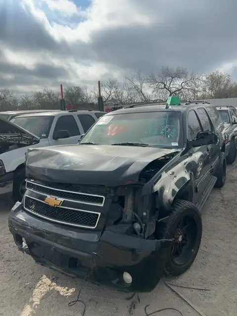 Photo of 2012 Chevrolet Suburban