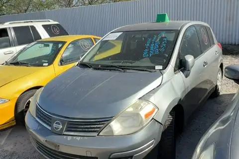Photo of 2007 Nissan Versa