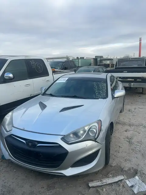 Photo of 2013 Hyundai Genesis Coupe