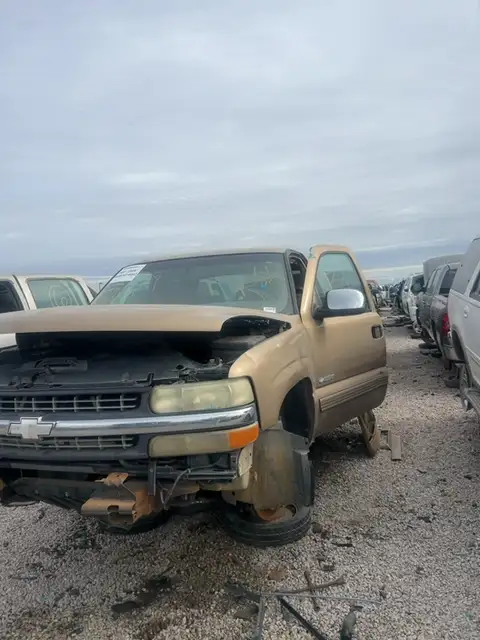 Photo of 2000 Chevrolet Silverado