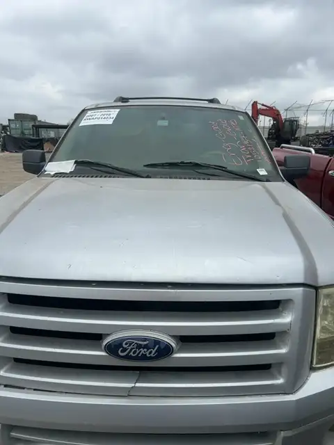 Photo of 2010 Ford Expedition