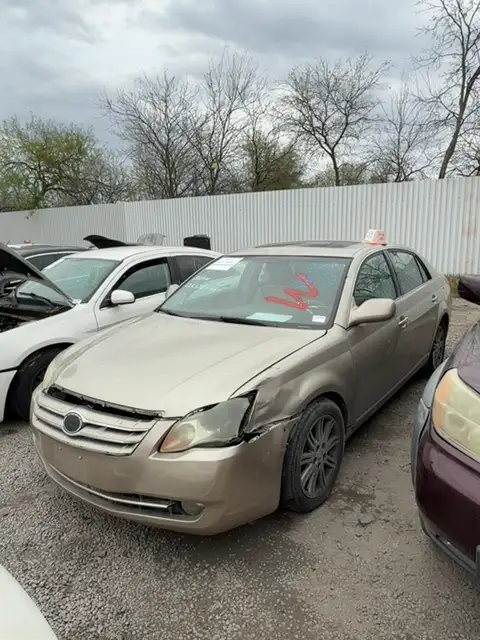 Photo of 2006 Toyota Avalon