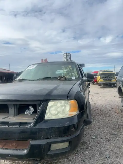 Photo of 2004 Ford Expedition