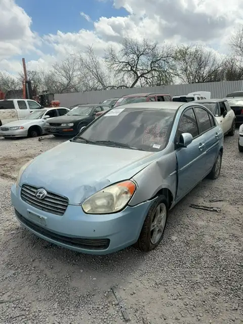 Photo of 2010 Hyundai Accent