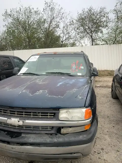Photo of 2004 Chevrolet Tahoe