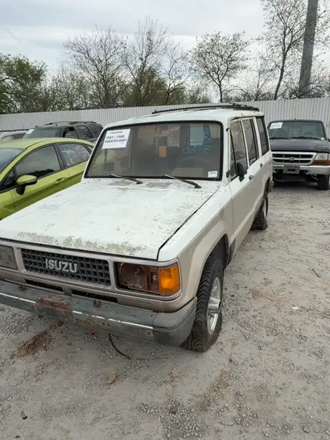 Photo of 1987 Isuzu Trooper Ii