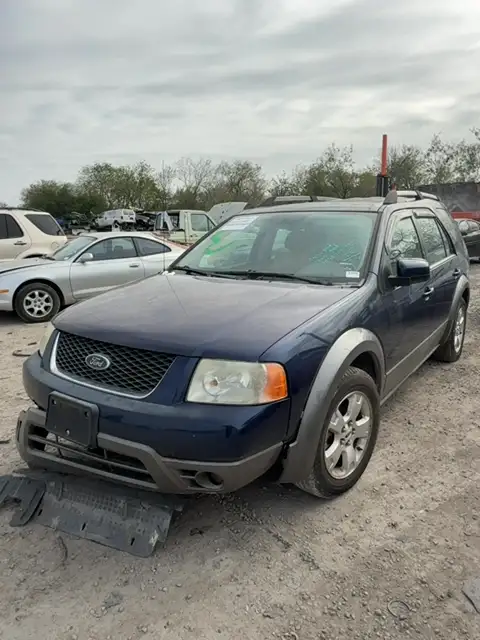 Photo of 2005 Ford Freestyle