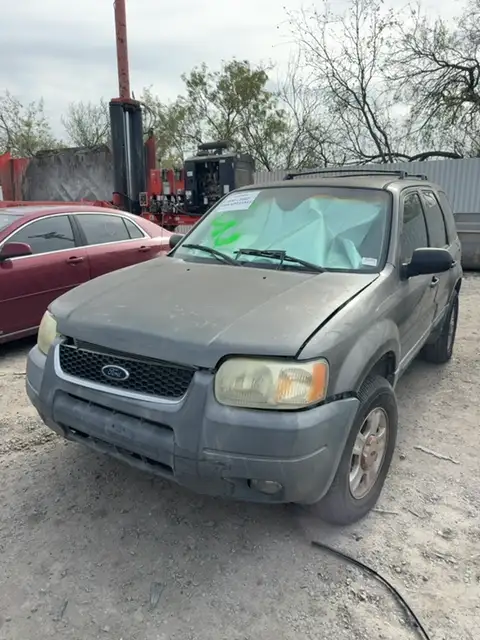 Photo of 2003 Ford Escape