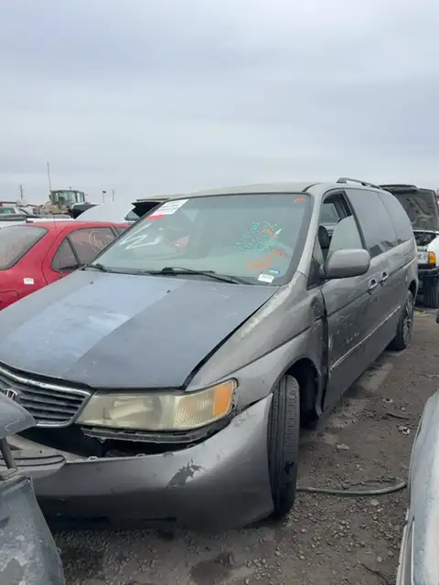 Photo of 2000 Honda Odyssey