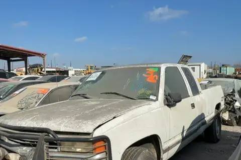 Photo of 1997 Chevrolet K1500