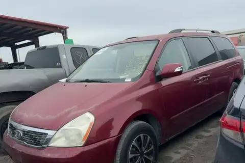 Photo of 2012 Kia Sedona