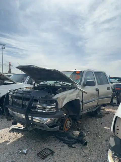 Photo of 2001 Chevrolet Suburban
