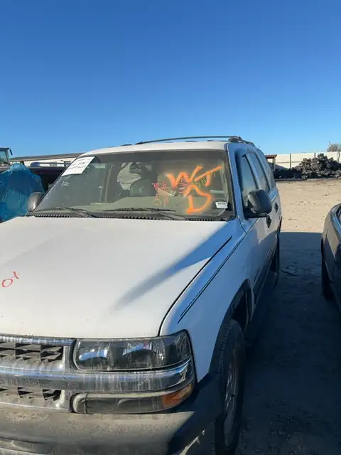 Photo of 2002 Chevrolet Tahoe