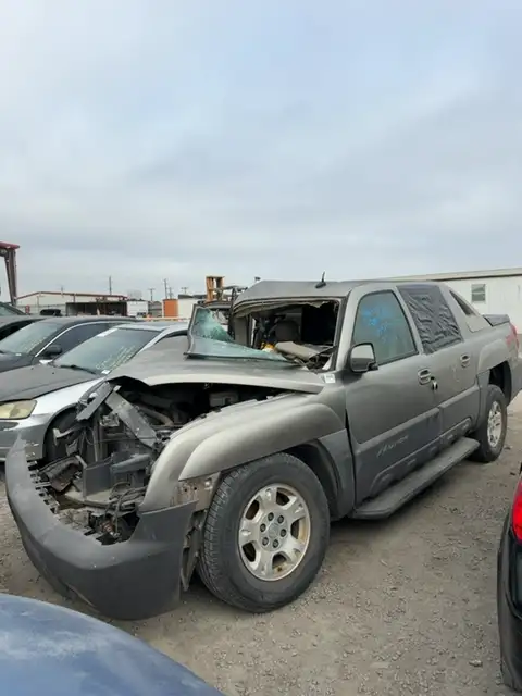 Photo of 2003 Chevrolet Avalanche