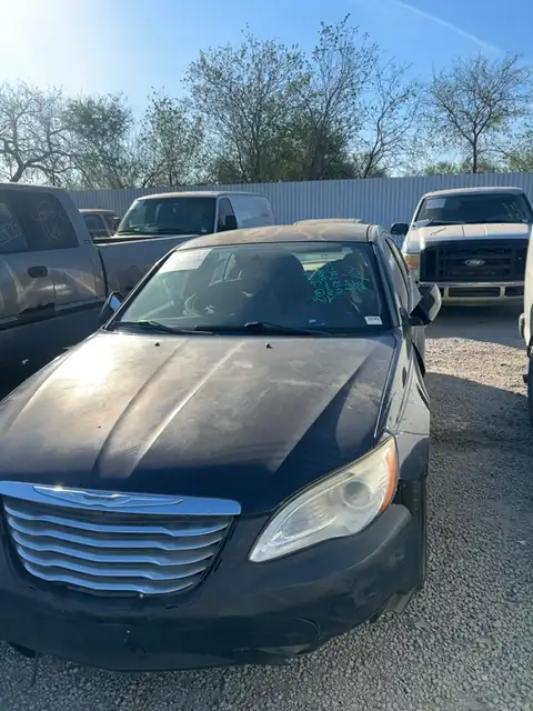 Photo of 2012 Chrysler 200