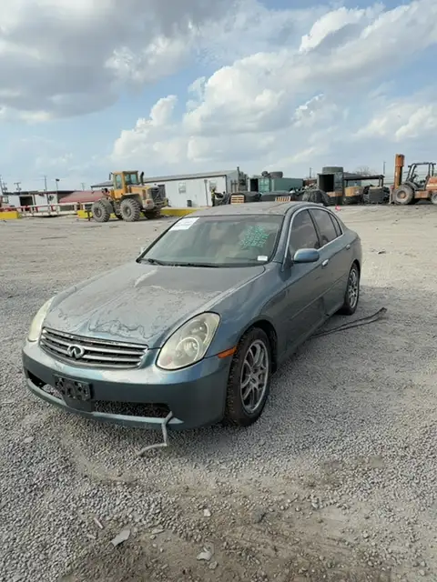 Photo of 2005 Infiniti G35