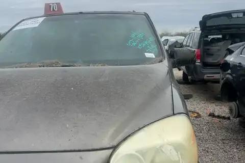 Photo of 2005 Chevrolet Uplander