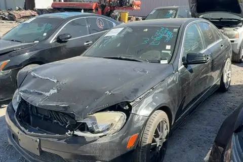Photo of 2010 Mercedes-Benz C-Class