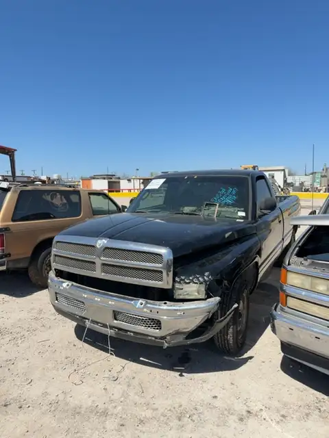 Photo of 1998 Dodge Ram Pickup