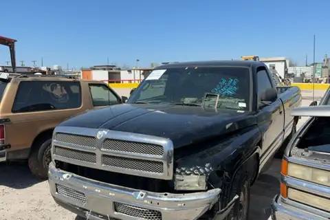 Photo of 1998 Dodge Ram Pickup