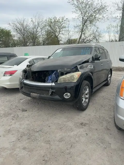Photo of 2011 Infiniti Qx56