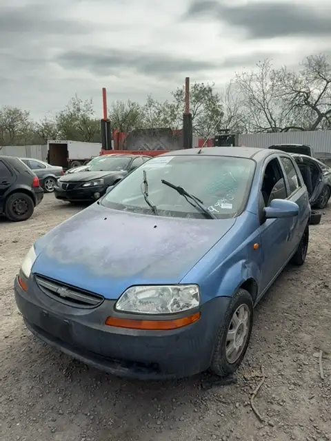 Photo of 2004 Chevrolet Aveo
