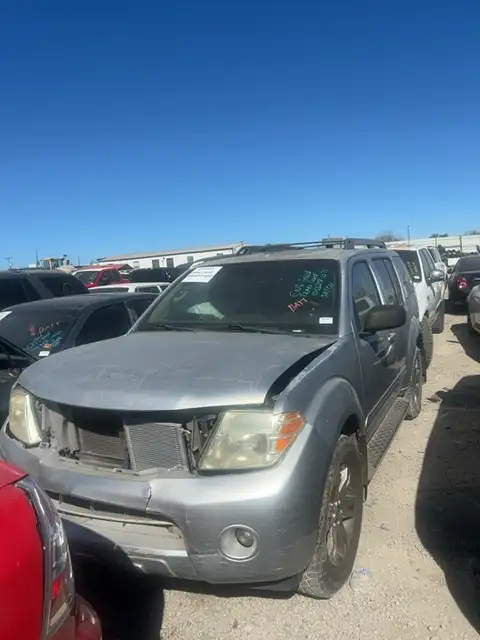 Photo of 2010 Nissan Pathfinder