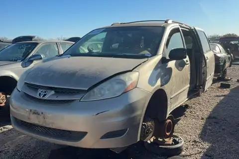 Photo of 2007 Toyota Sienna