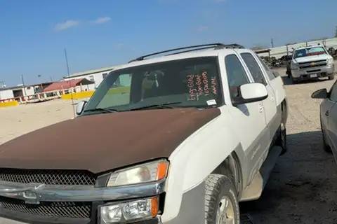 Photo of 2002 Chevrolet Avalanche