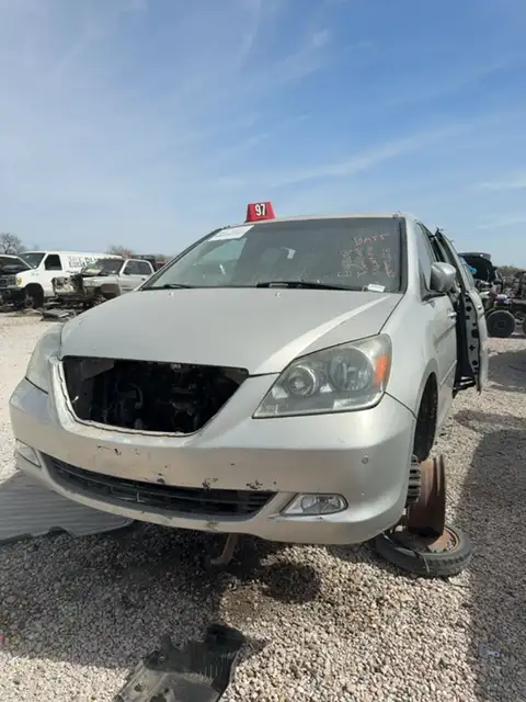 Photo of 2005 Honda Odyssey