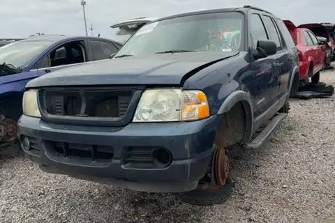 Photo of 2004 Ford Explorer