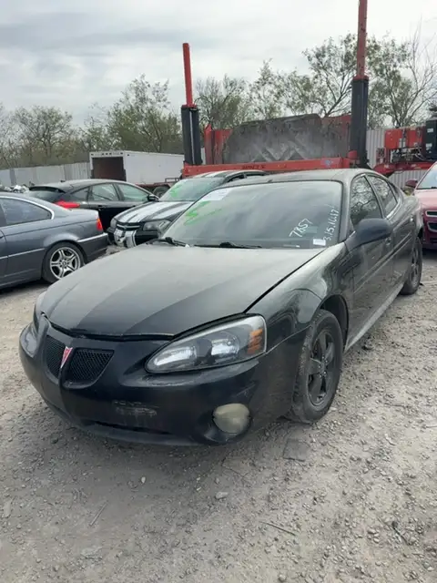 Photo of 2005 Pontiac Grand Prix