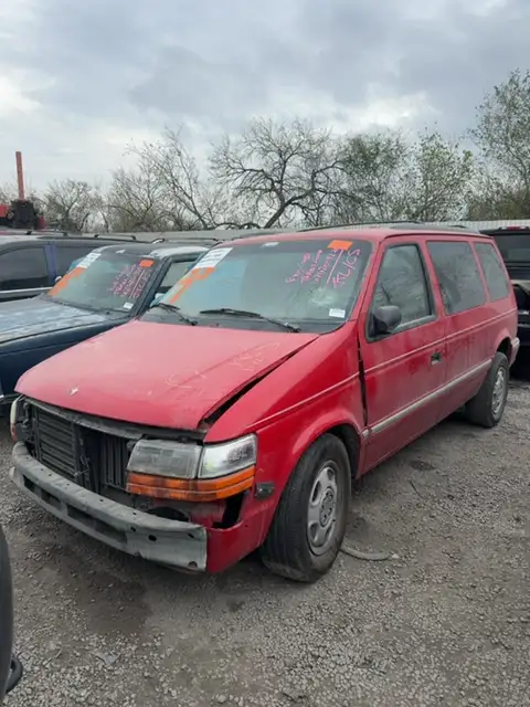 Photo of 1992 Dodge Caravan