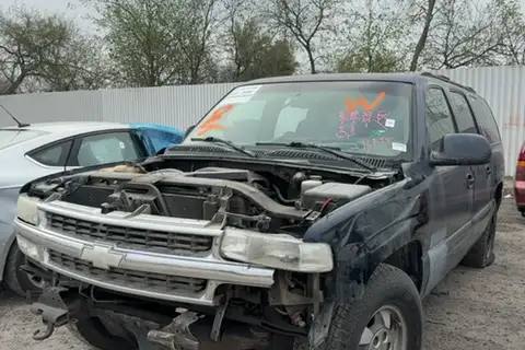 Photo of 2002 Chevrolet Suburban