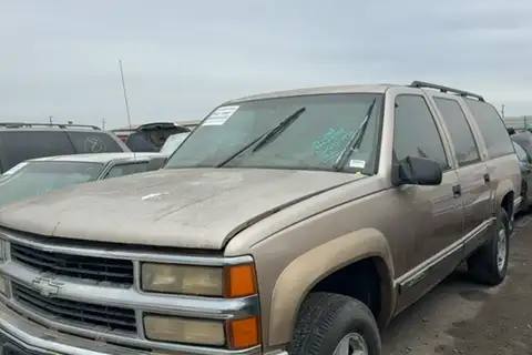 Photo of 1999 Chevrolet Suburban