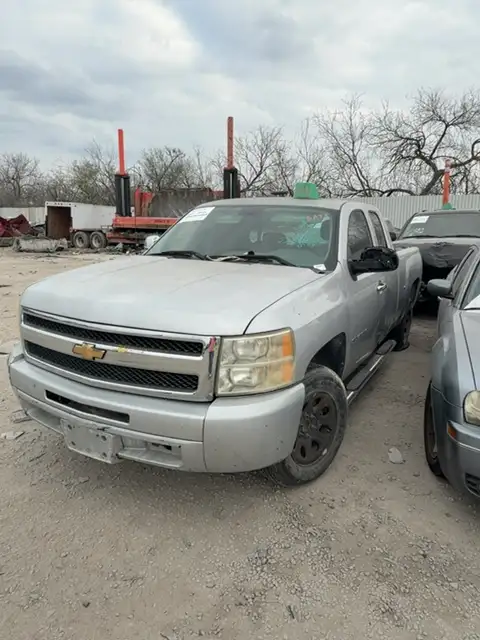 Photo of 2010 Chevrolet Silverado