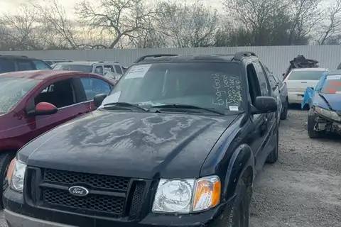 Photo of 2002 Ford Explorer Sport Trac